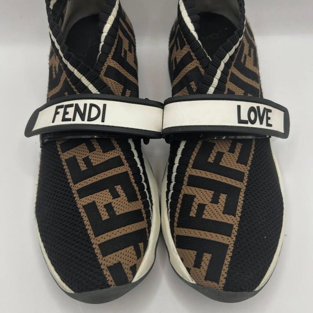 FENDI - Picture 2 of 5